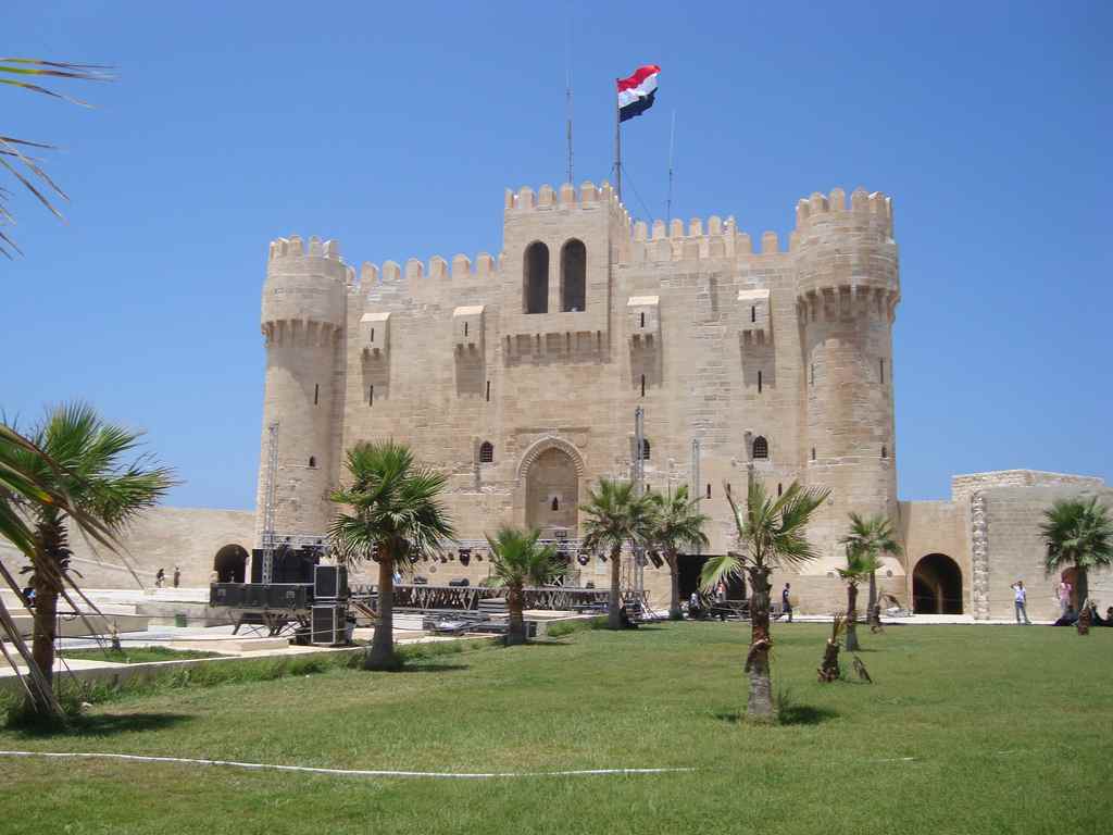 قلعة قايتباى وسحر الإسكندرية Kayitpay-castle2