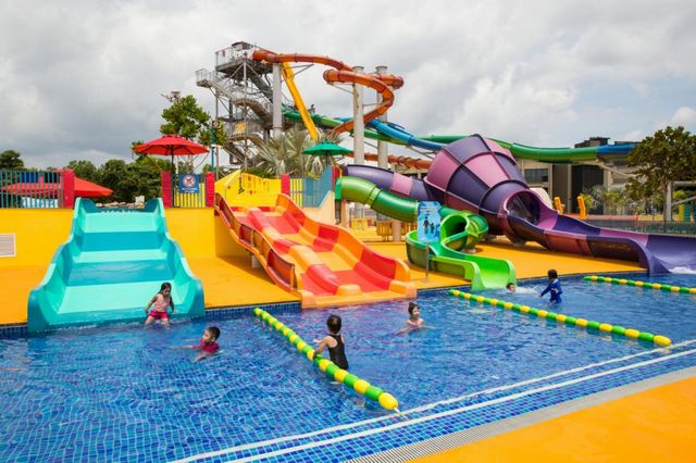 Best 9 fun things in Wild Wild Wet Singapore Water Park