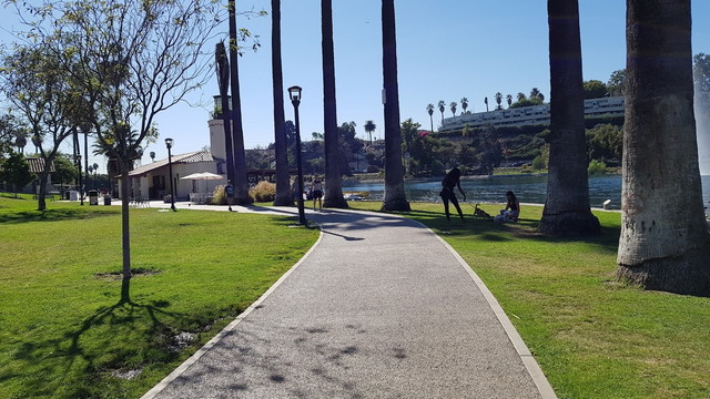 Best 3 things to do at Echo Park Los Angeles - urtrips