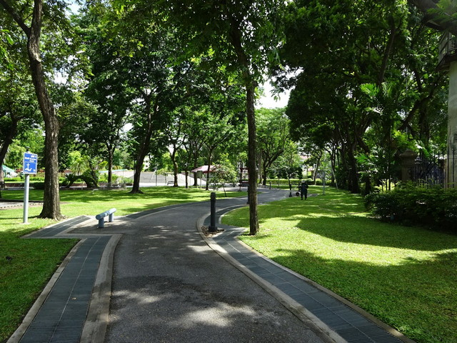 Top 3 Things to Do at Rommaninat Park Bangkok