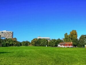 السياحة في براغ Pankrac-central-park-2-1-300x225