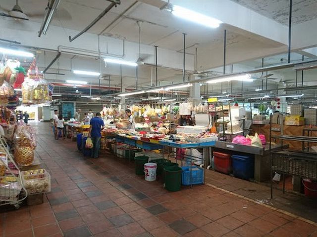 Best things to do in Batu Lanchang Market Penang