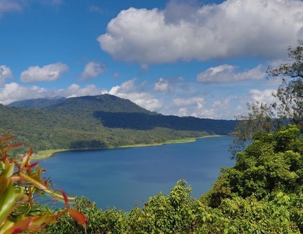 Top 8 Lakes in Indonesia You Should Visit