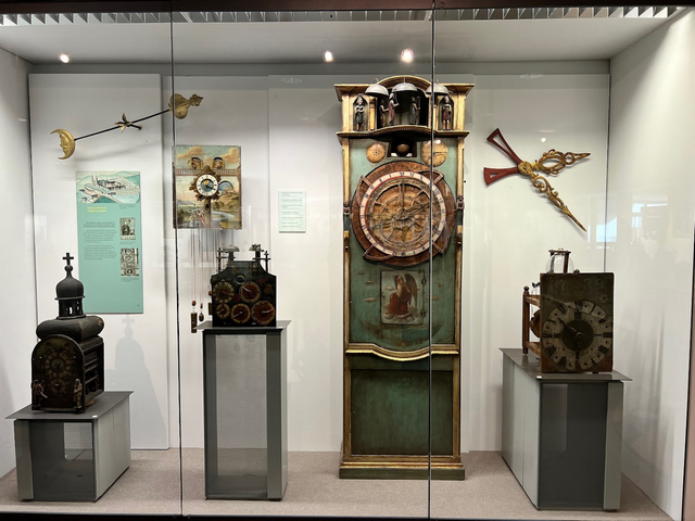 Best 4 Things To See In German Clock Museum Freiburg