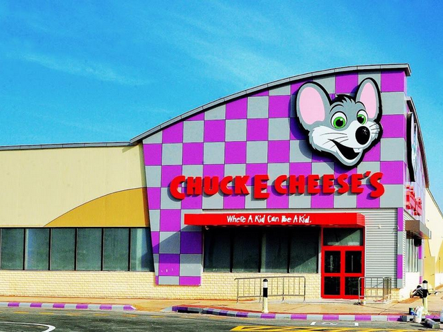 Best 5 Things in Chuck E Cheese's Jubail Amusement Park