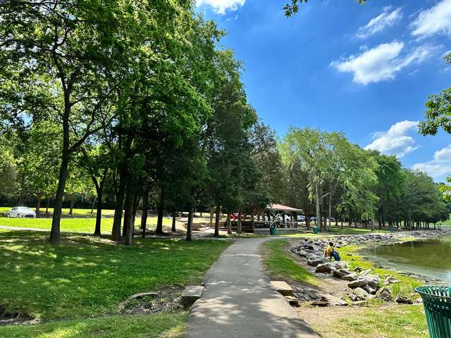 Best 7 Things in Cedar Hill Park Nashville