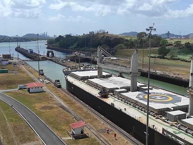 Best things to see in Miraflores Locks Museum Panama City