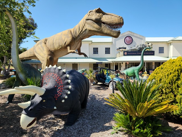 best-things-to-do-in-national-dinosaur-museum-canberra