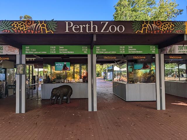 Best 4 Things to Do in Perth Zoo