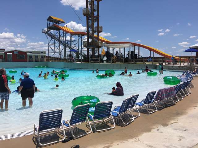 Best 5 fun things in Typhoon Texas Waterpark Austin