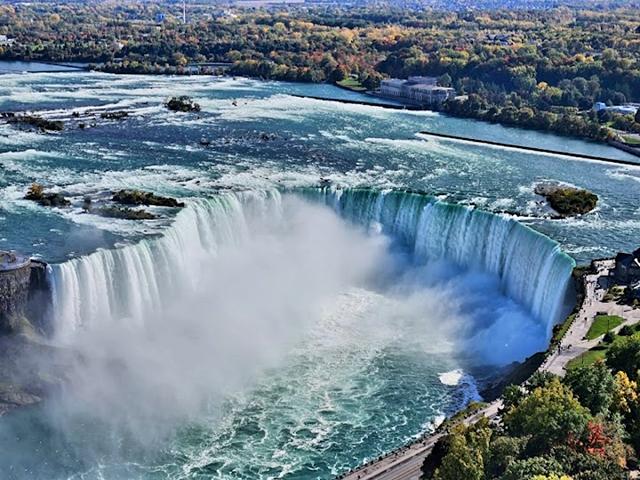 Top 4 things to do at Niagara Waterfalls