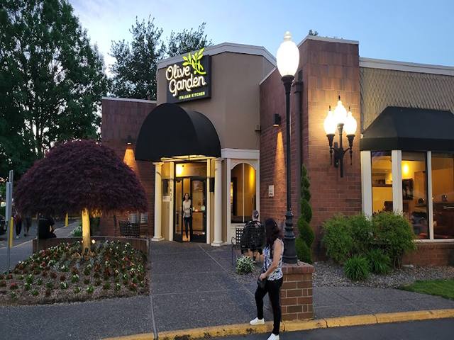 Best 7 Things in Beaverton Town Square Mall Portland