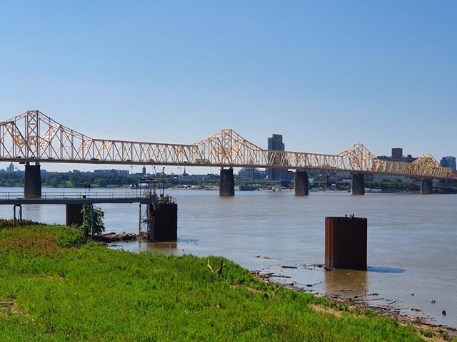 Top 5 Things At Falls Of The Ohio State Park Louisville