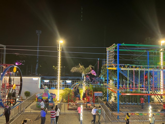 Top 7 things in Fun Blast - SBR Amusement Park Ahmedabad