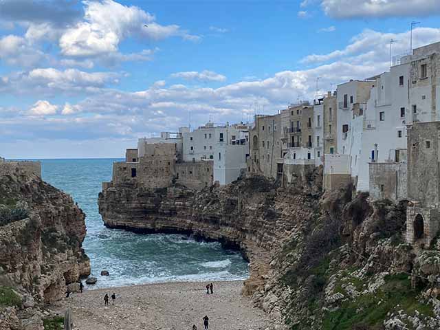 Best 6 Beaches in Bari